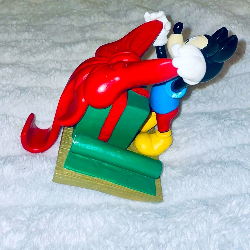 Disney Mickey Mouse “Santa’s Best” stocking hanger/ holder - Picture 7 of 10